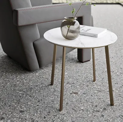 Tavolino Tondo Horizon in laminato con base in metallo di Mobilgam