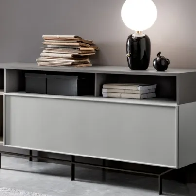 Madia con vani a giorno di diverse dimensioni in laccato opaco L1650 H780 di SantaLucia