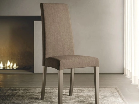 Sedia Adele in tessuto imbottito di Sedit