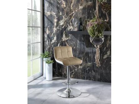 Sgabello in ecopelle trapuntato con base in metallo Kurt di Stones