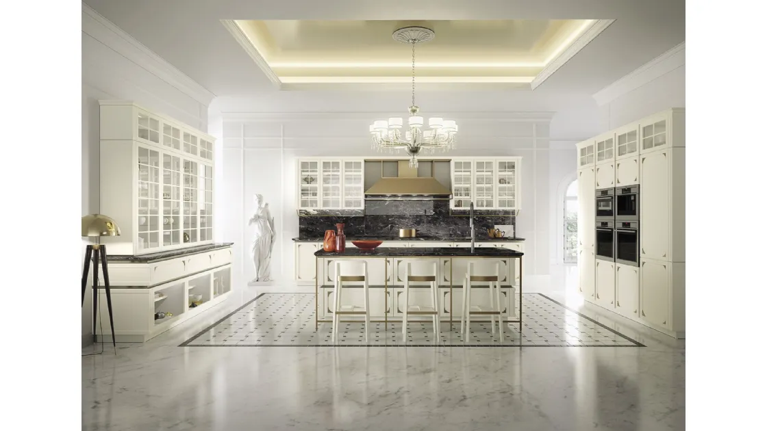 Cucina Design lineare elegante, in laccato bianco majestic Kelly di Snaidero