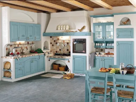 Cucina in Muratura con ante in legno laccato azzurro Barchessa di Ar-Tre